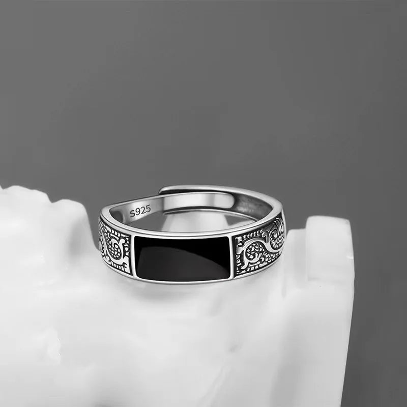 Elegant Men's Black Gem Ring