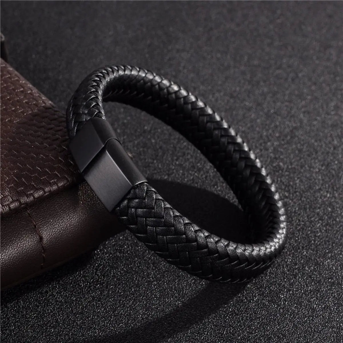 Stylish Leather Men's Bangle